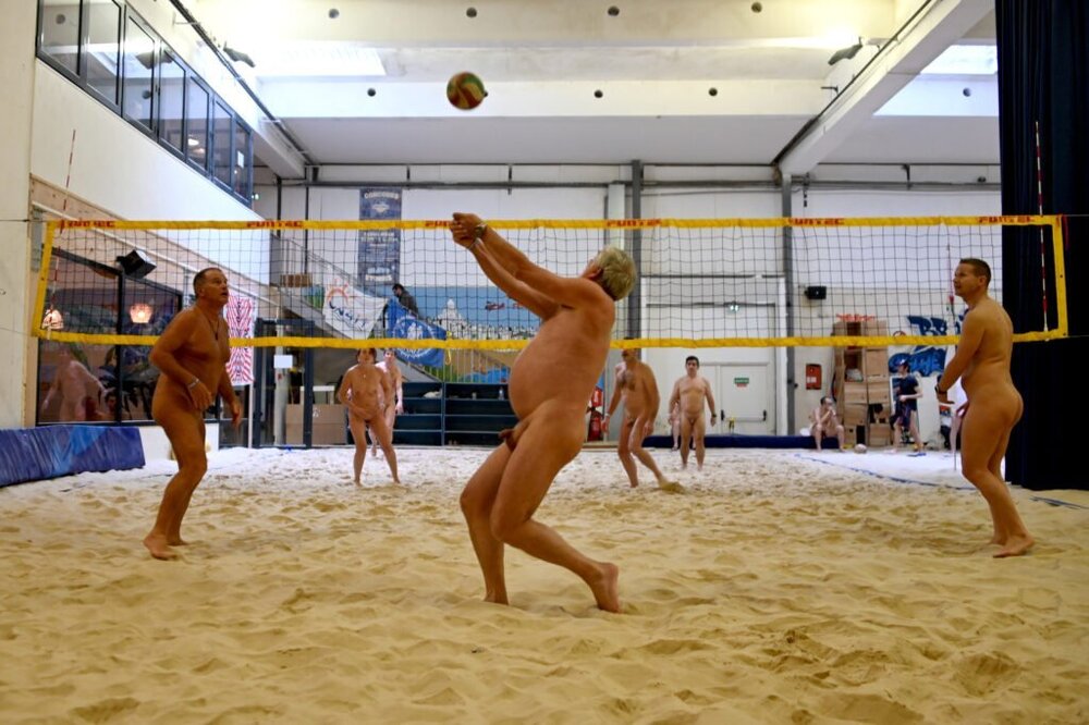 VB2.thumb.jpg.1628270414f0b79a3ffe734e0c025bf3.jpg